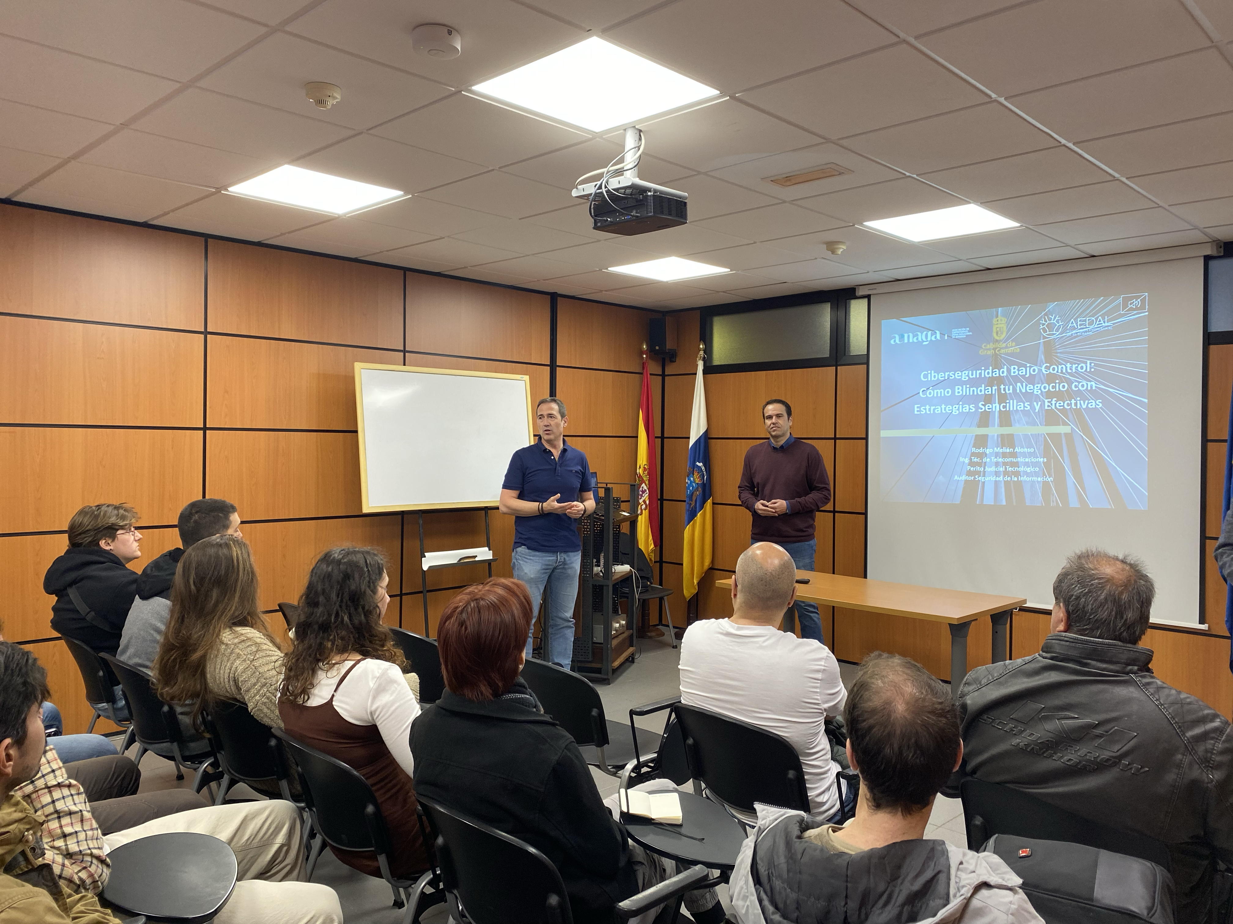 FECOECA y AEDAL Unen Fuerzas en el Evento «Píldoras Tecnológicas: Ciberseguridad bajo control»​